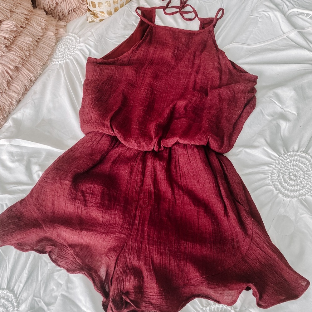 Vestique Backless Wine Romper Size S